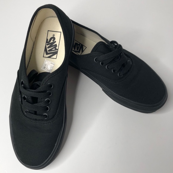 vans authentic mono black